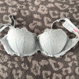 Pink Victoria’s Secret bra